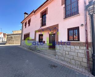 Exterior view of Single-family semi-detached for sale in Miranda de Azán  with Balcony