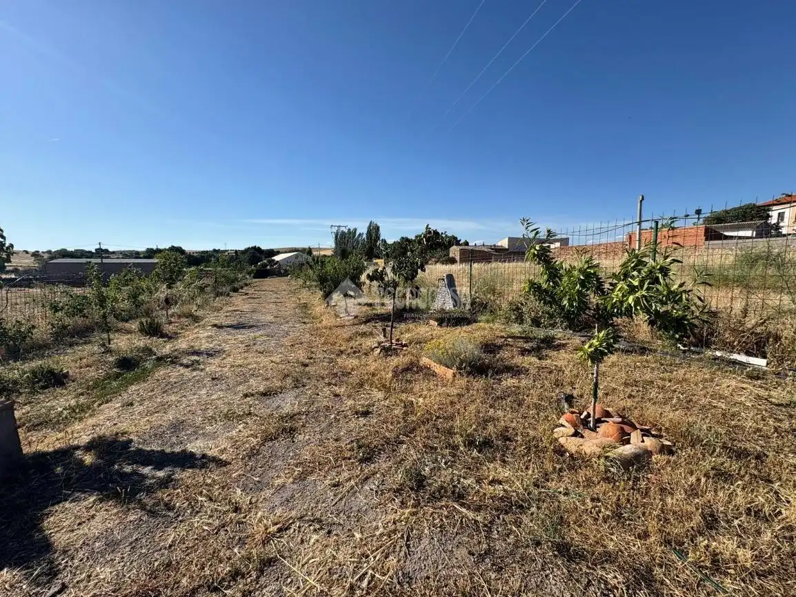Casa con jardín en venta en Valdeverdeja, imagen 24