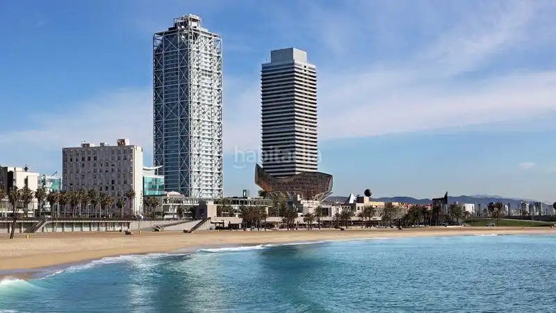 Exterior view of Flat for rent in Barcelona  with Air Conditioner, Heating and Parquet flooring