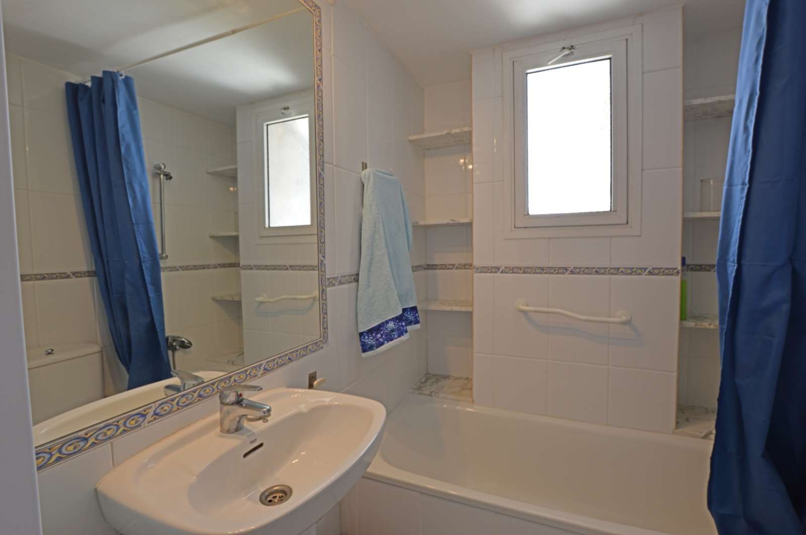 Apartment to share in Hostafrancs