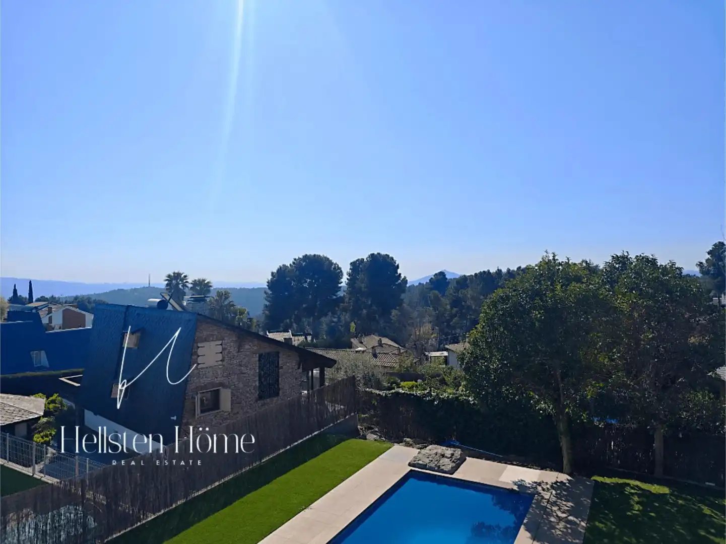 Terrassa de Casa o xalet en venda en Corbera de Llobregat amb Jardí privat, Terrassa i Traster
