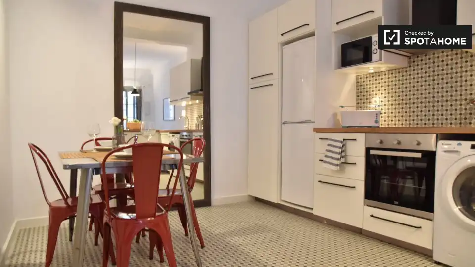Cocina de Piso de alquiler en Valencia con Aire acondicionado, Calefacción y Amueblado