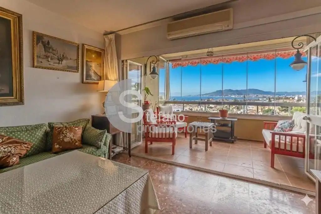 Bedroom of Flat for sale in Málaga  with Parquet flooring, Terrace and Storage room