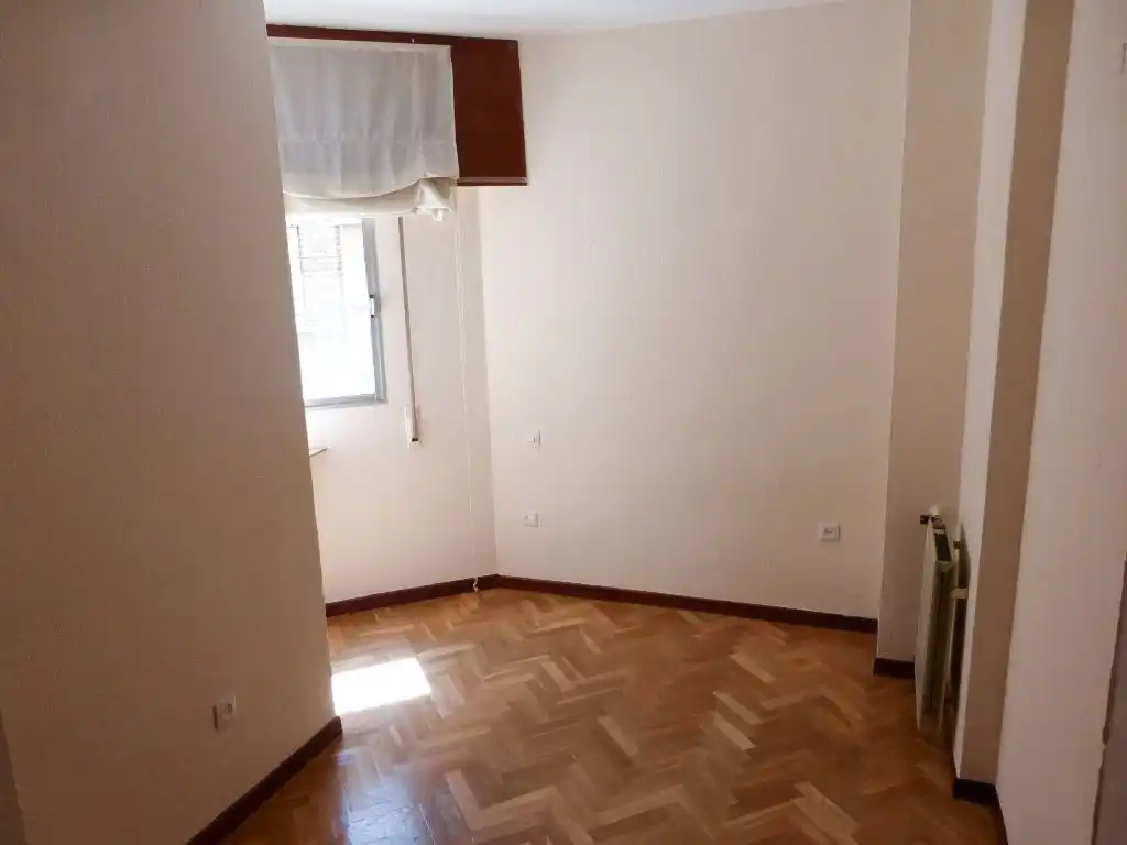 Flat for rent in Avenida de Pablo Iglesias, 46, Bellas Vistas