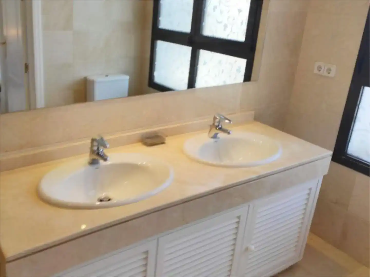 Badezimmer von Einfamilien-Reihenhaus zur Miete in Los Arqueros - Puerto del Almendro