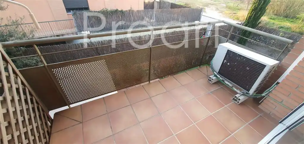 Terrace of Flat for rent in Sant Celoni  with Air Conditioner, Heating and Storage room