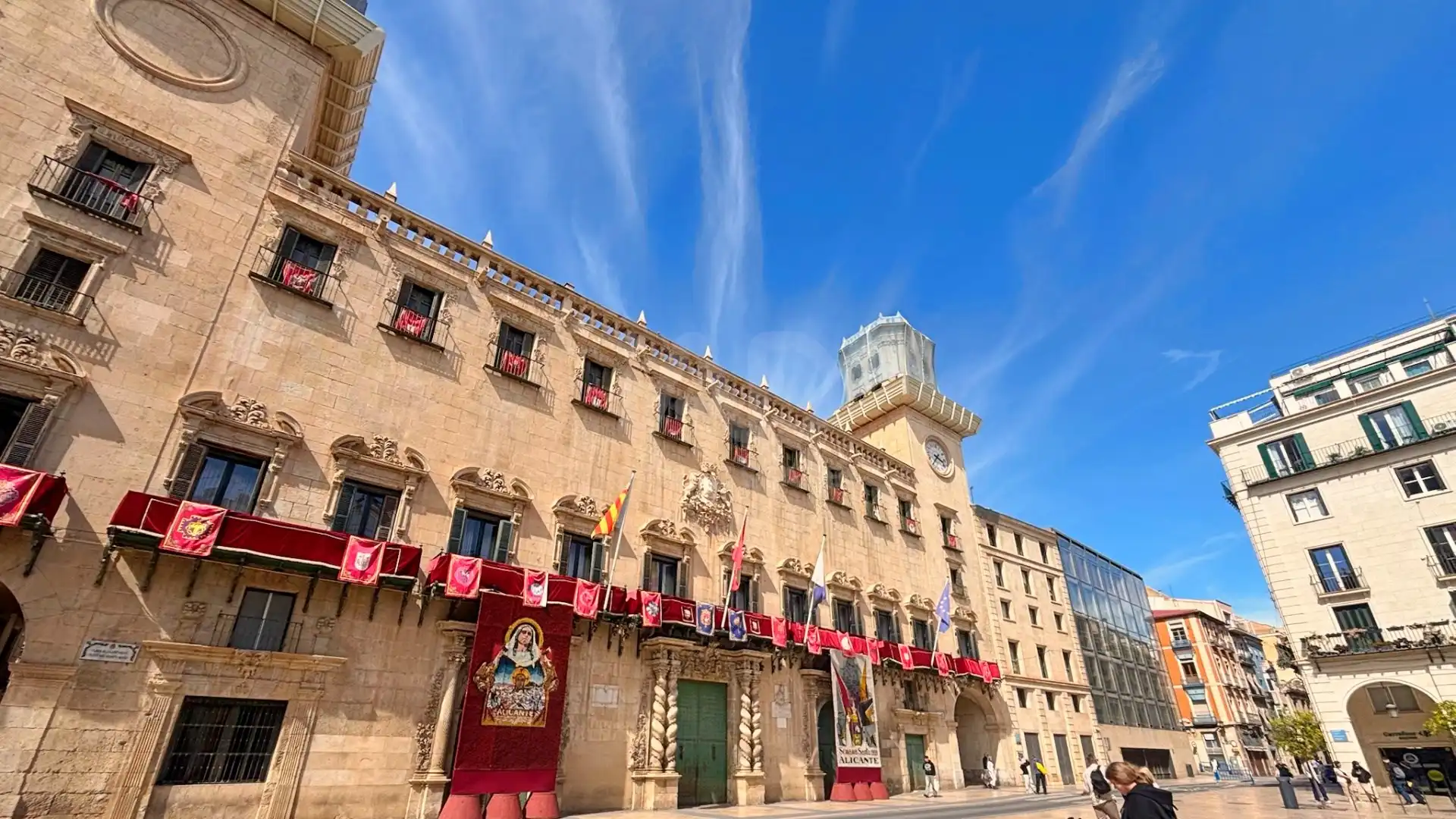 Vista exterior de Àtic en venda en Alicante / Alacant amb Aire condicionat, Calefacció i Terrassa