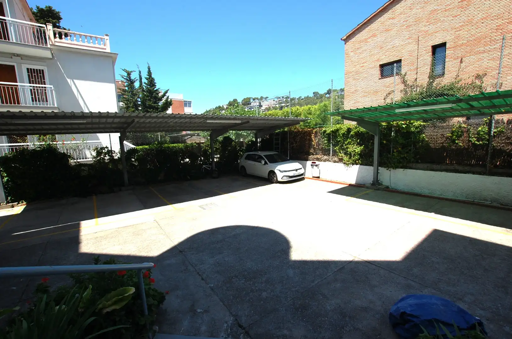 Aparcament de Pis en venda en Castelldefels amb Aire condicionat, Parquet i Terrassa