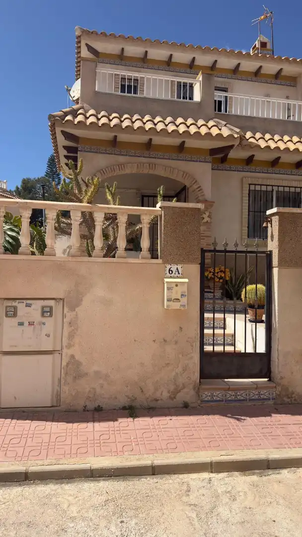 Casa adosada en venda en Torrevieja