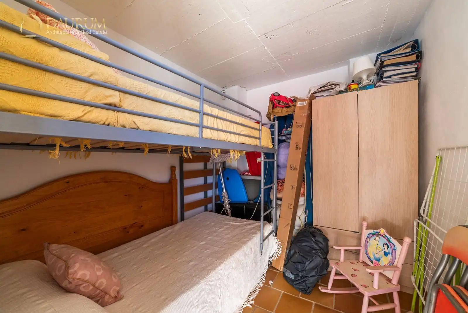 Habitación de Ático en venta en Isla Cristina con Aire acondicionado, Terraza y Trastero