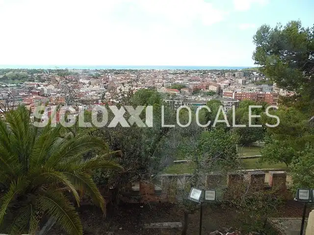 Vista exterior de Local de alquiler en Castelldefels con Aire acondicionado