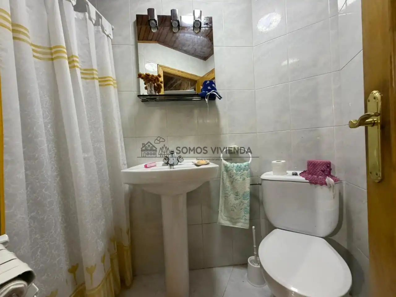 Baño de Casa o chalet en venta en Nogueira de Ramuín con Calefacción, Trastero y Amueblado