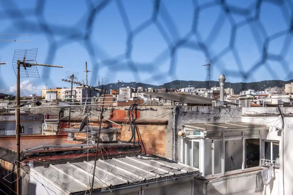Außenansicht von Dachboden zum Verkauf in Barcelona mit Klimaanlage, Heizung und Terrasse