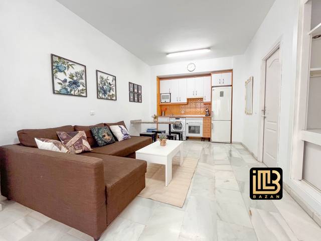 Piso en Alquiler en Calle Postigos en El Molinillo - Capuchinos