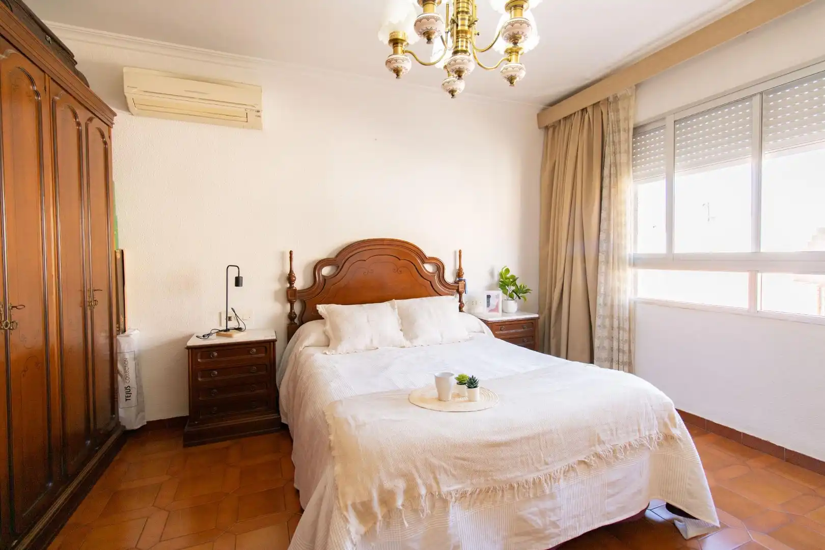 Schlafzimmer von Maisonette zum Verkauf in Massamagrell mit Klimaanlage, Terrasse und Balkon