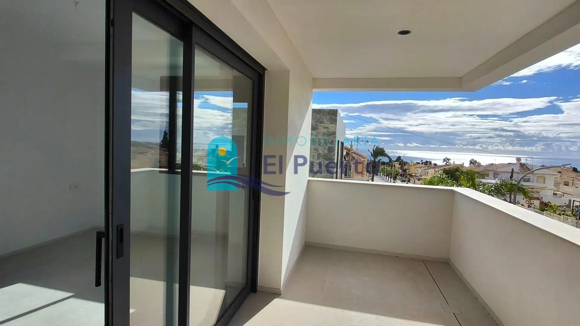 Vista exterior de Casa o xalet en venda en Mazarrón amb Aire condicionat, Terrassa i Traster