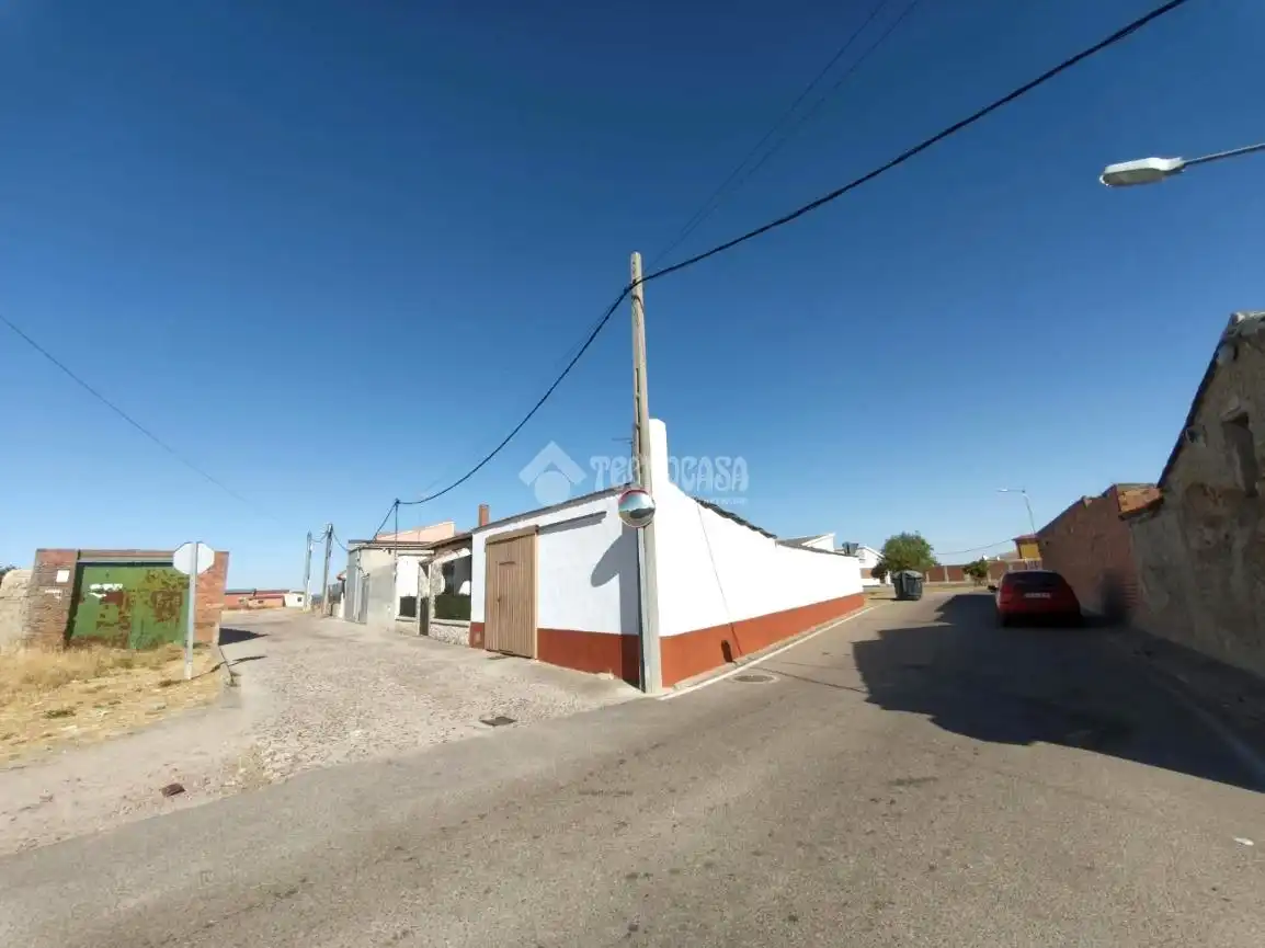 Vista exterior de Residencial en venta en Nueva Villa de las Torres, Valladolid