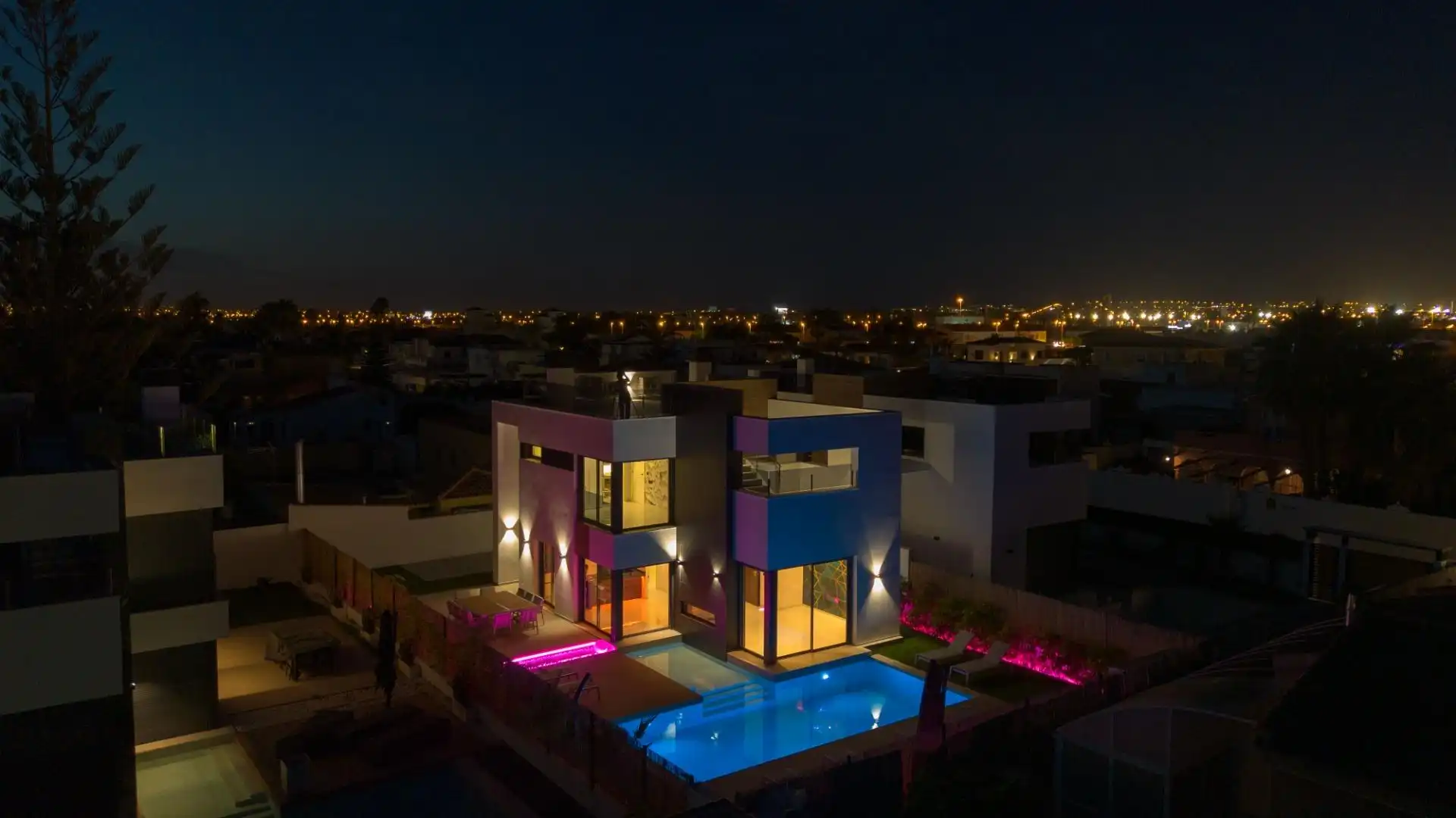 Villa con piscina in vendita a Zona Carrefour - Urbanizaciones, imagen 21