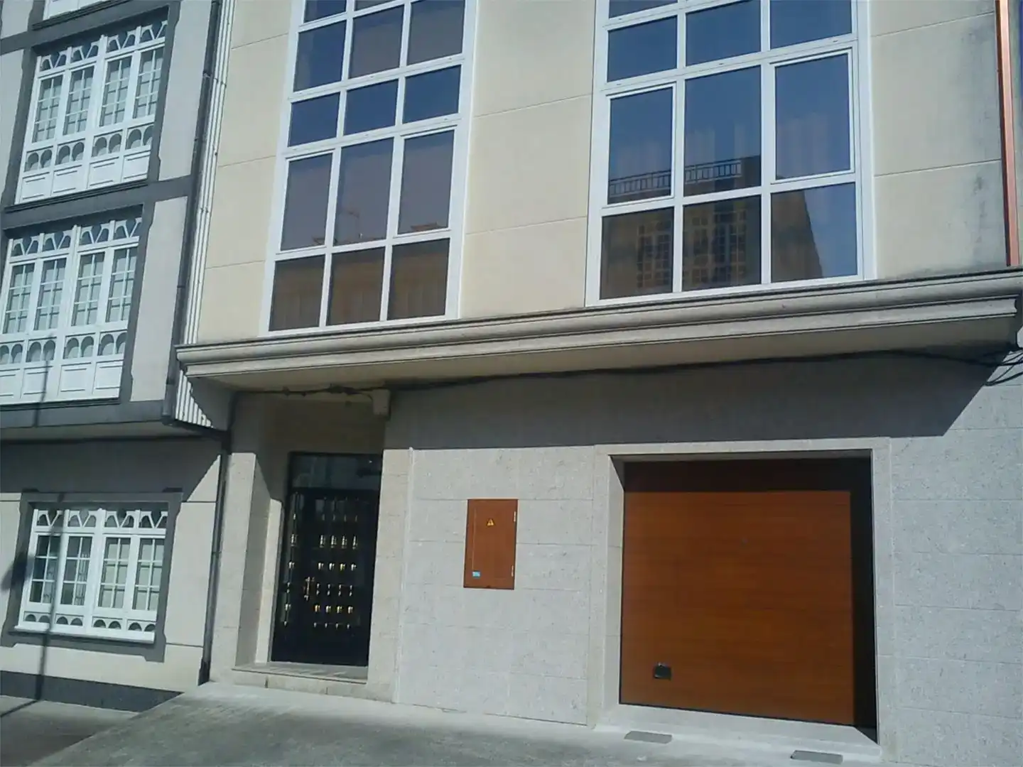 Vista exterior de Apartament de lloguer en Laxe amb Parquet i Moblat