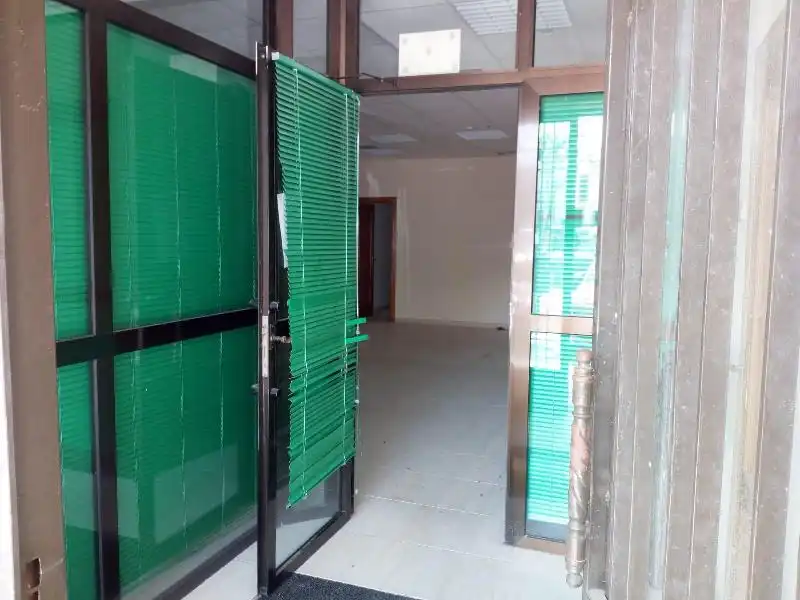 Local comercial en venda a Malpartida de Plasencia, imagen 3