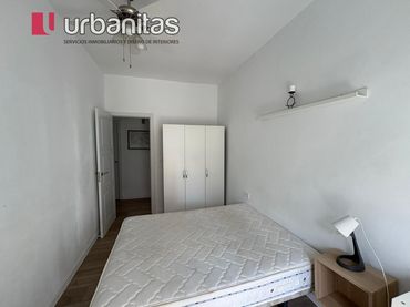 Flat with balcony to rent in Calle Santa Úrsula 19