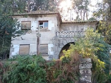 Casa in vendita a Avenida Avenida de Mendiño, 25