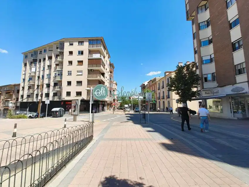 Vista exterior de Piso en venta en Segovia con Calefacción, Parquet y Trastero