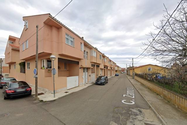 Casa adosada en Venta en Calle Zamora, 14 en Monfarracinos