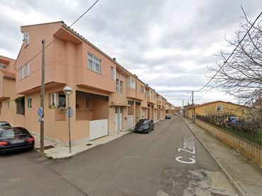 Terraced house for sale in Calle Zamora 14