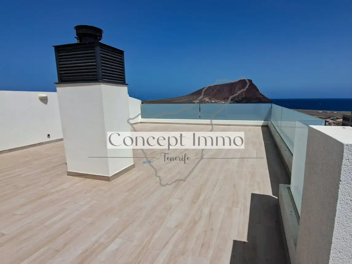 Terraza de Ático en venta en Granadilla de Abona con Terraza, Trastero y Piscina comunitaria