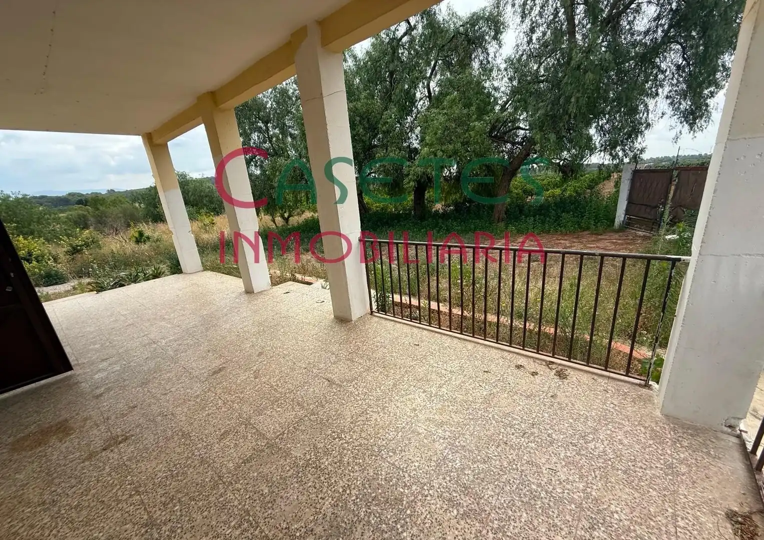 Außenansicht von Haus oder Chalet zum Verkauf in Llíria mit Privatgarten und Terrasse