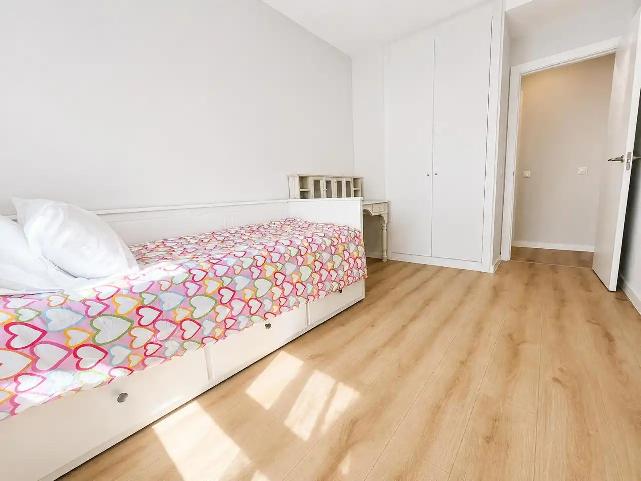 Habitación de Planta baja en venta en Villalbilla con Calefacción, Jardín privado y Terraza