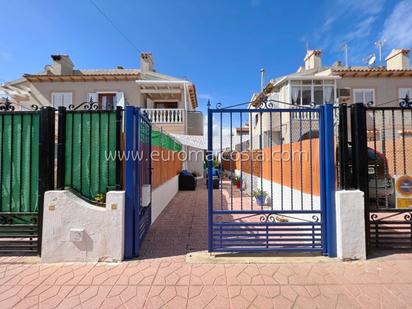 Exterior view of House or chalet for sale in Guardamar del Segura  with Terrace