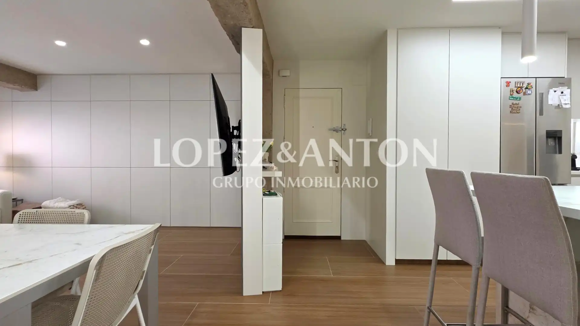 Flat for sale in L'Eliana  with Air Conditioner and Balcony