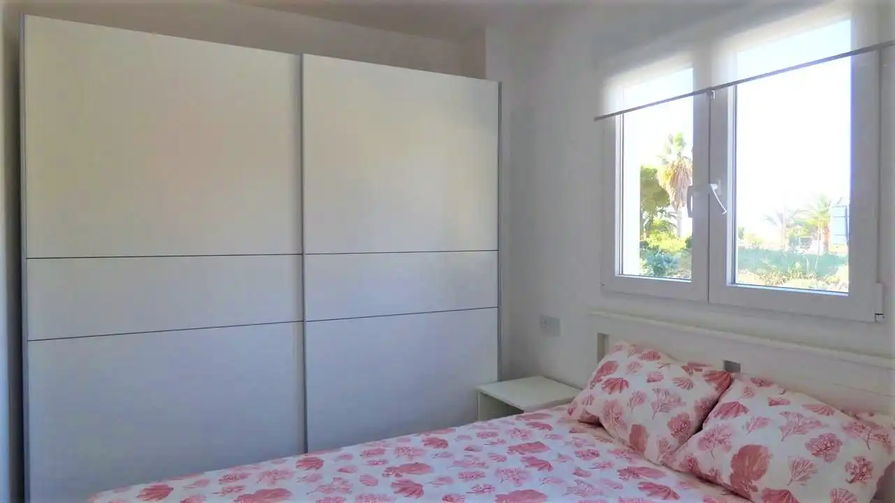 Habitación de Casa o chalet en venta en La Nucia con Aire acondicionado, Terraza y Piscina