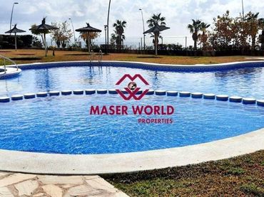 Apartament amb piscina en venda a Calle calle isla de la bahia