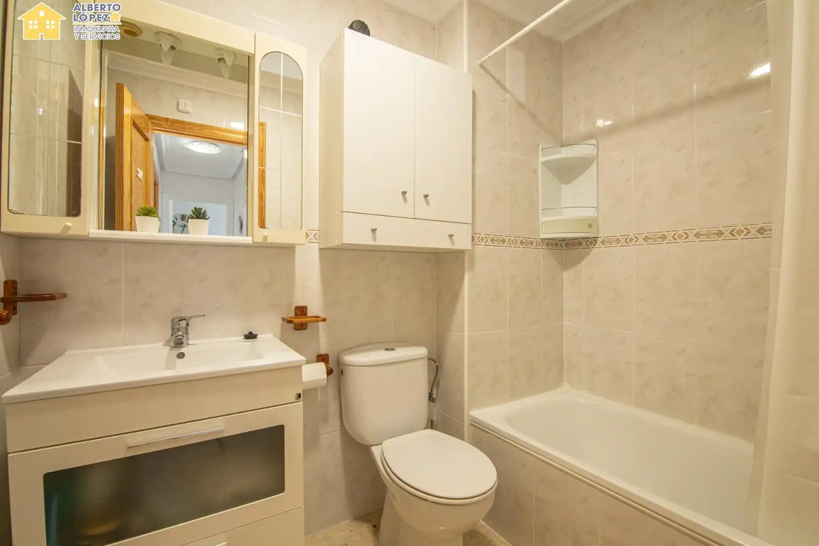 Flat with terrace for sale in Los Arenales del Sol, imagen 35