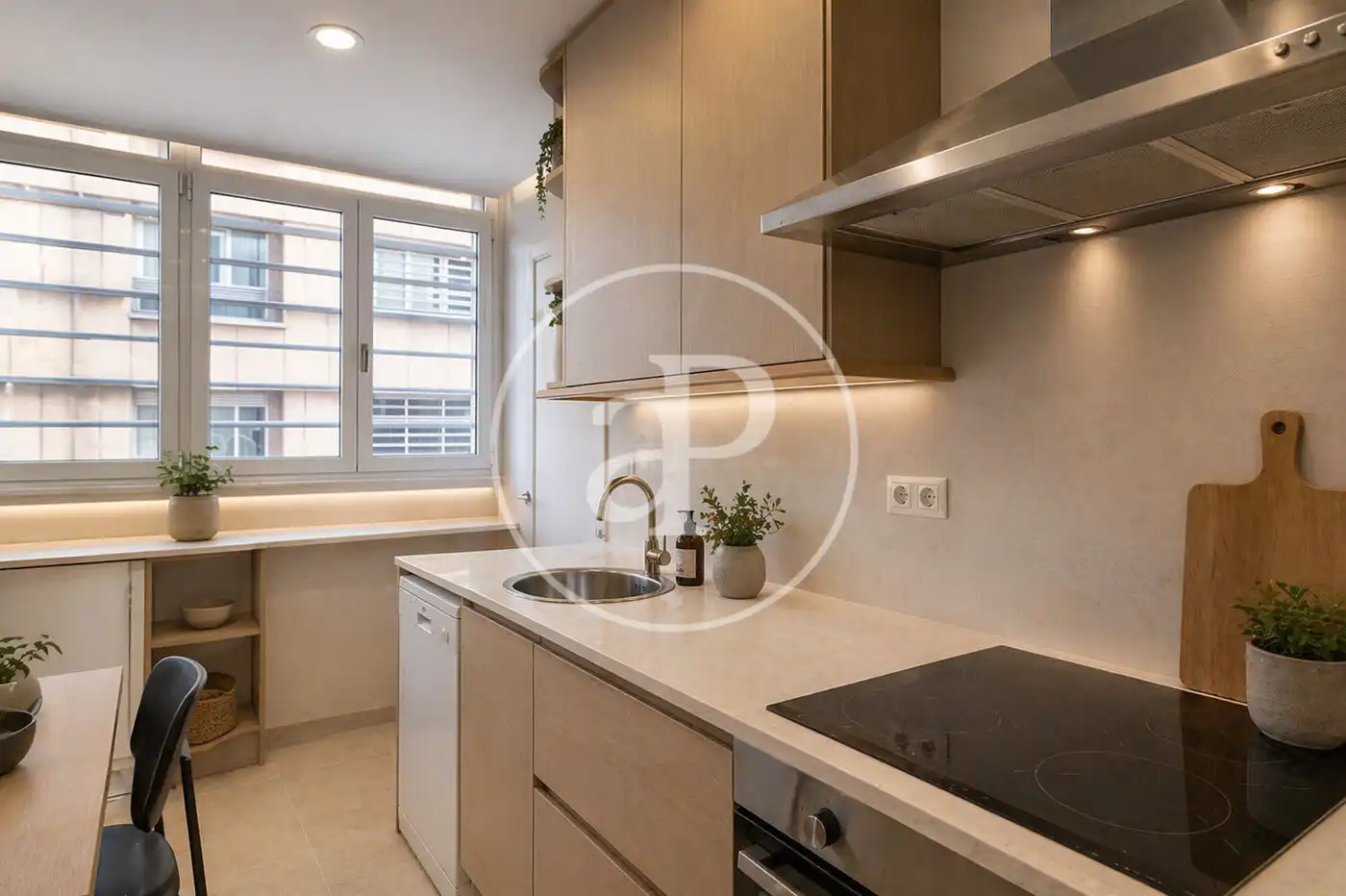 Küche von Wohnung zum Verkauf in Barcelona mit Heizung und Privatgarten