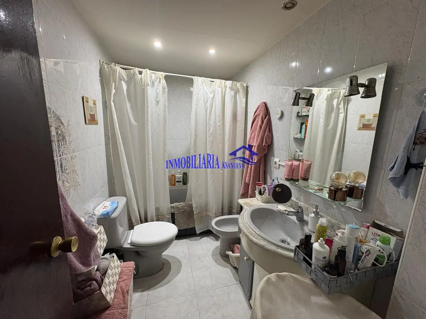 Baño de Piso en venta en Córdoba con Calefacción y Terraza