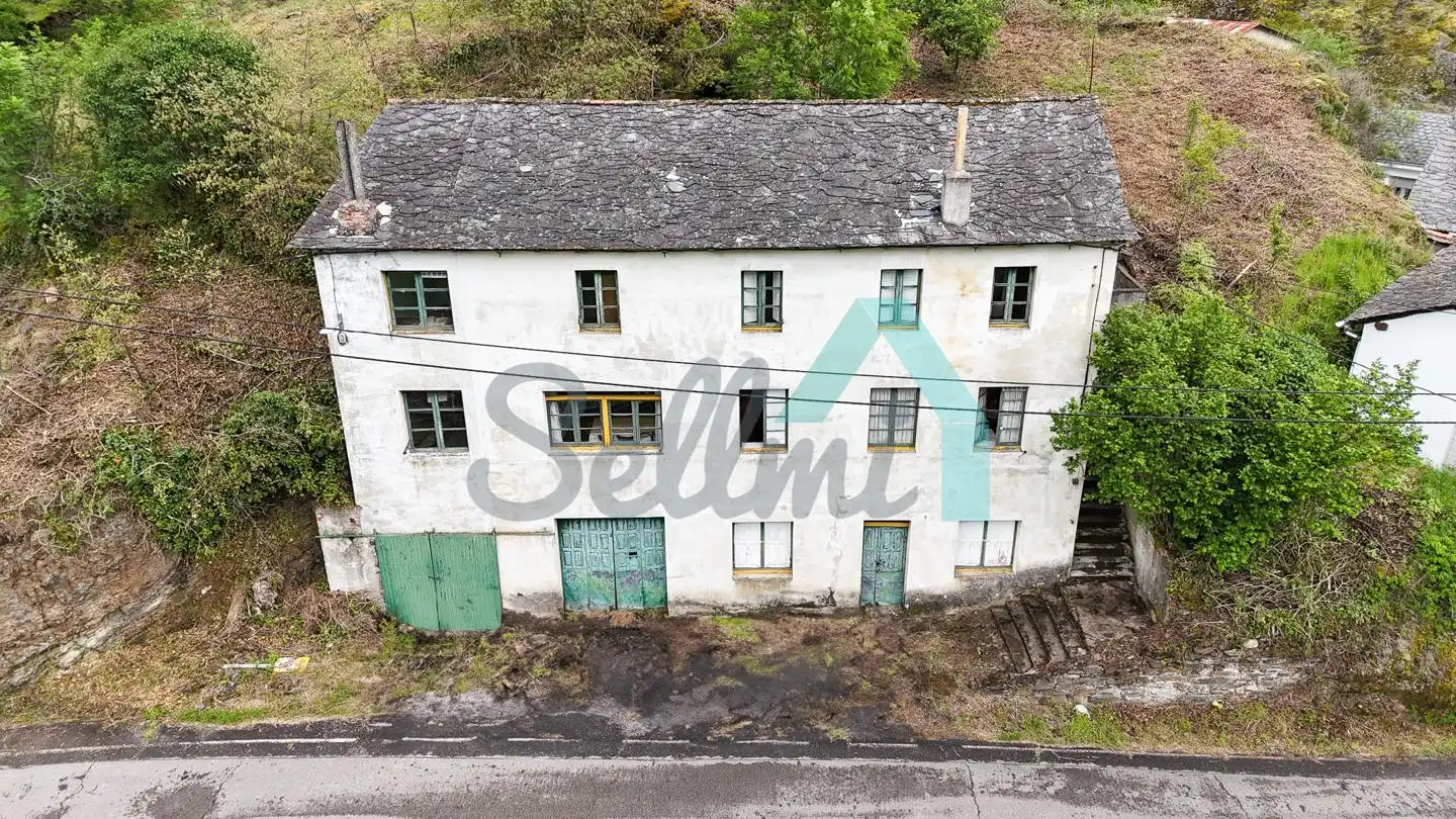 Exterior view of Houses for sale in Cangas del Narcea  with Private garden