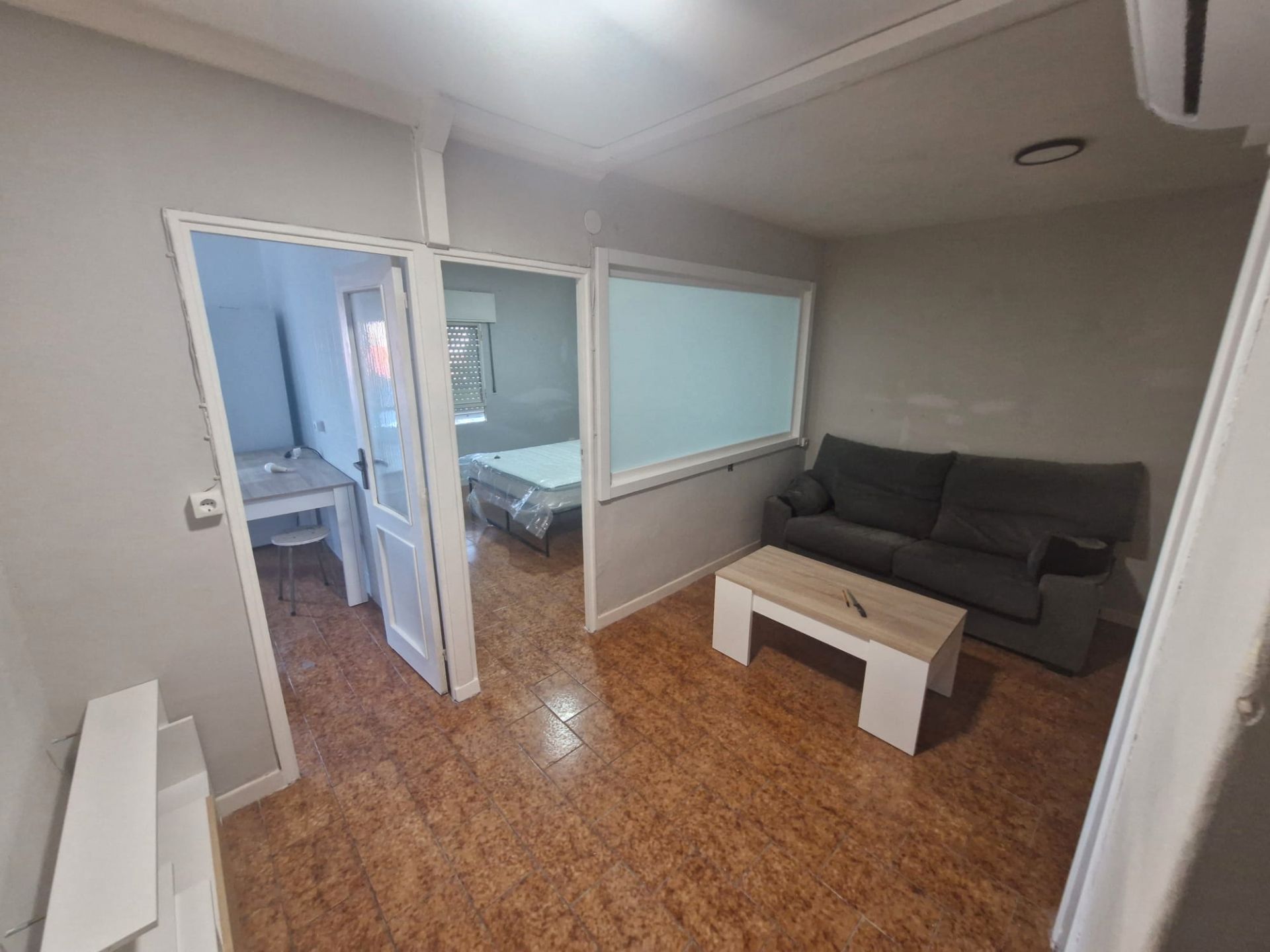 Living room of Study for sale in Ourense Capital   with Air Conditioner, Furnished and Oven