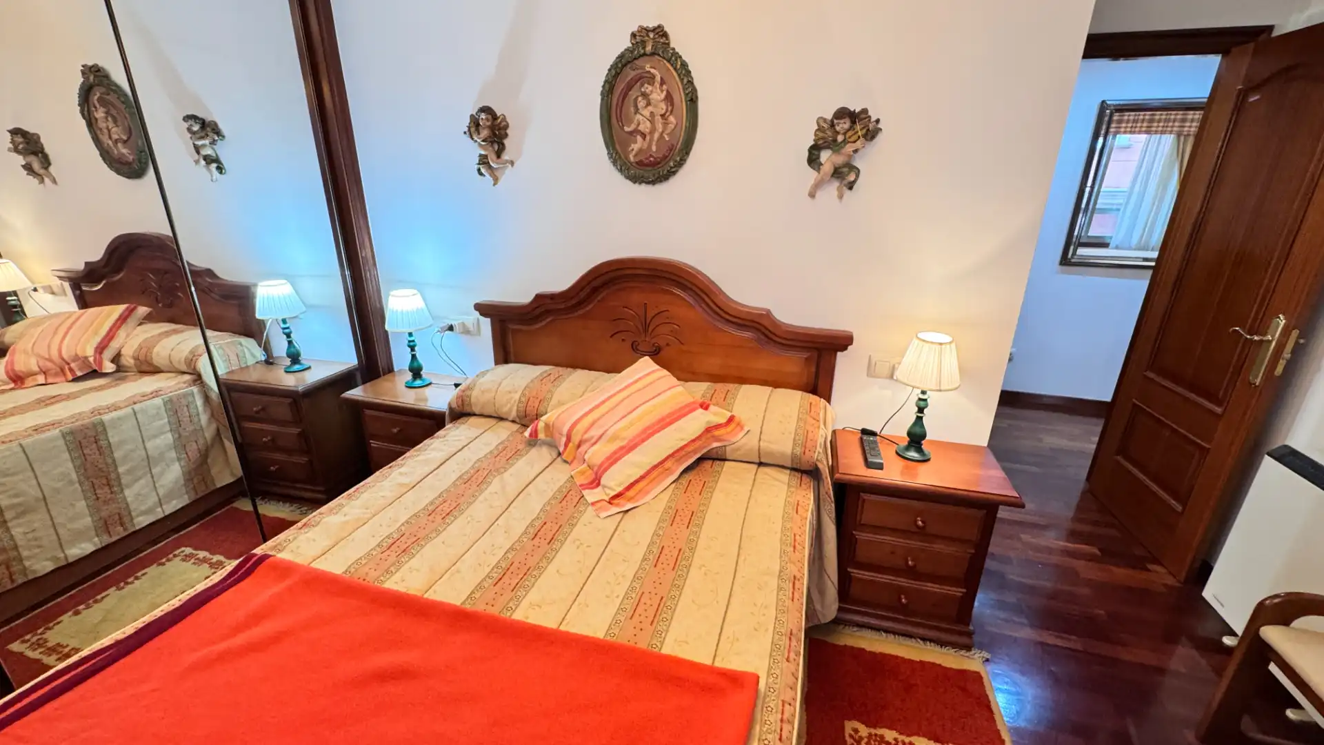 Schlafzimmer von Wohnung zum Verkauf in Arteixo mit Heizung, Parkett und Terrasse