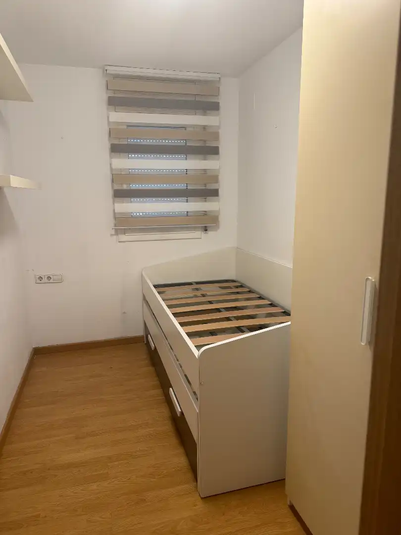Habitación de Planta baja en venta en Òdena con Calefacción, Parquet y Amueblado