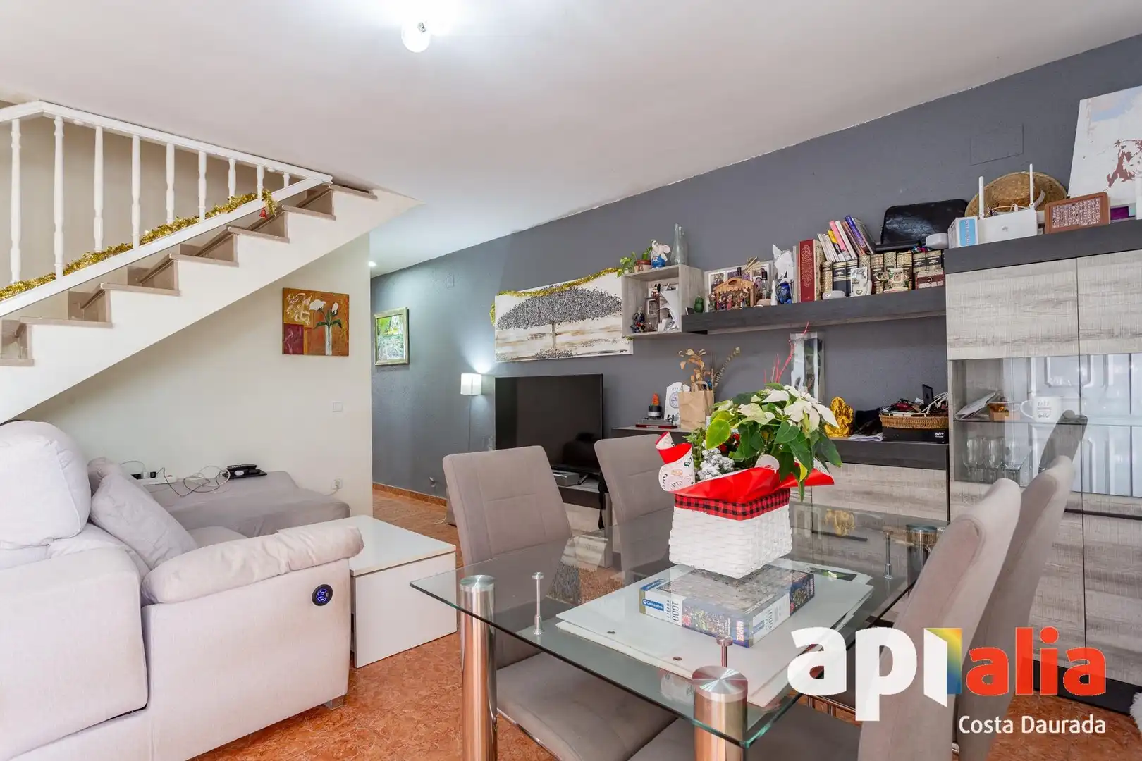 Semi-detached house with pool for sale in Calle CALIFORNIA DE, imagen 23