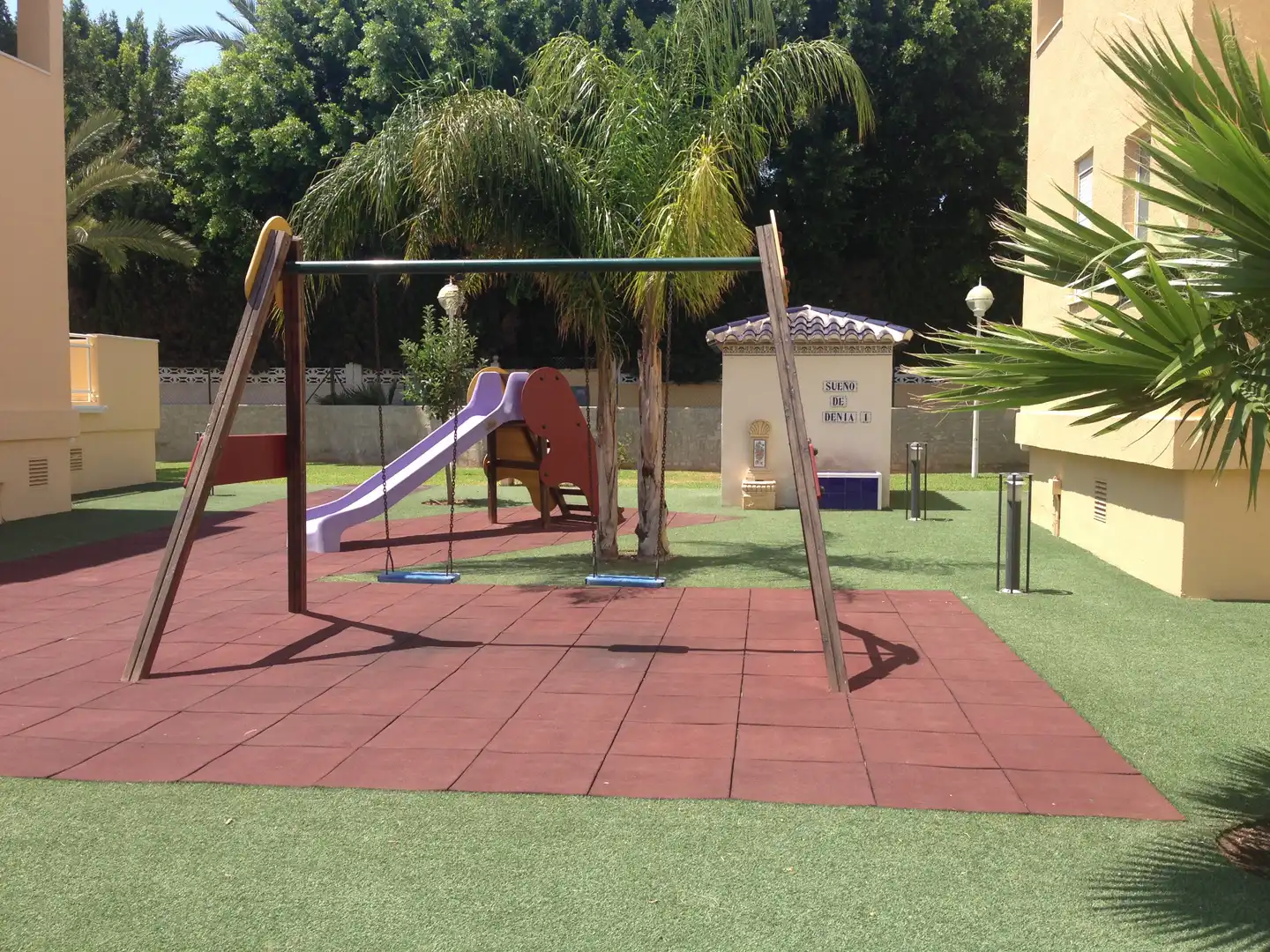 Terrace of Flat for rent in Dénia  with Air Conditioner, Heating and Terrace