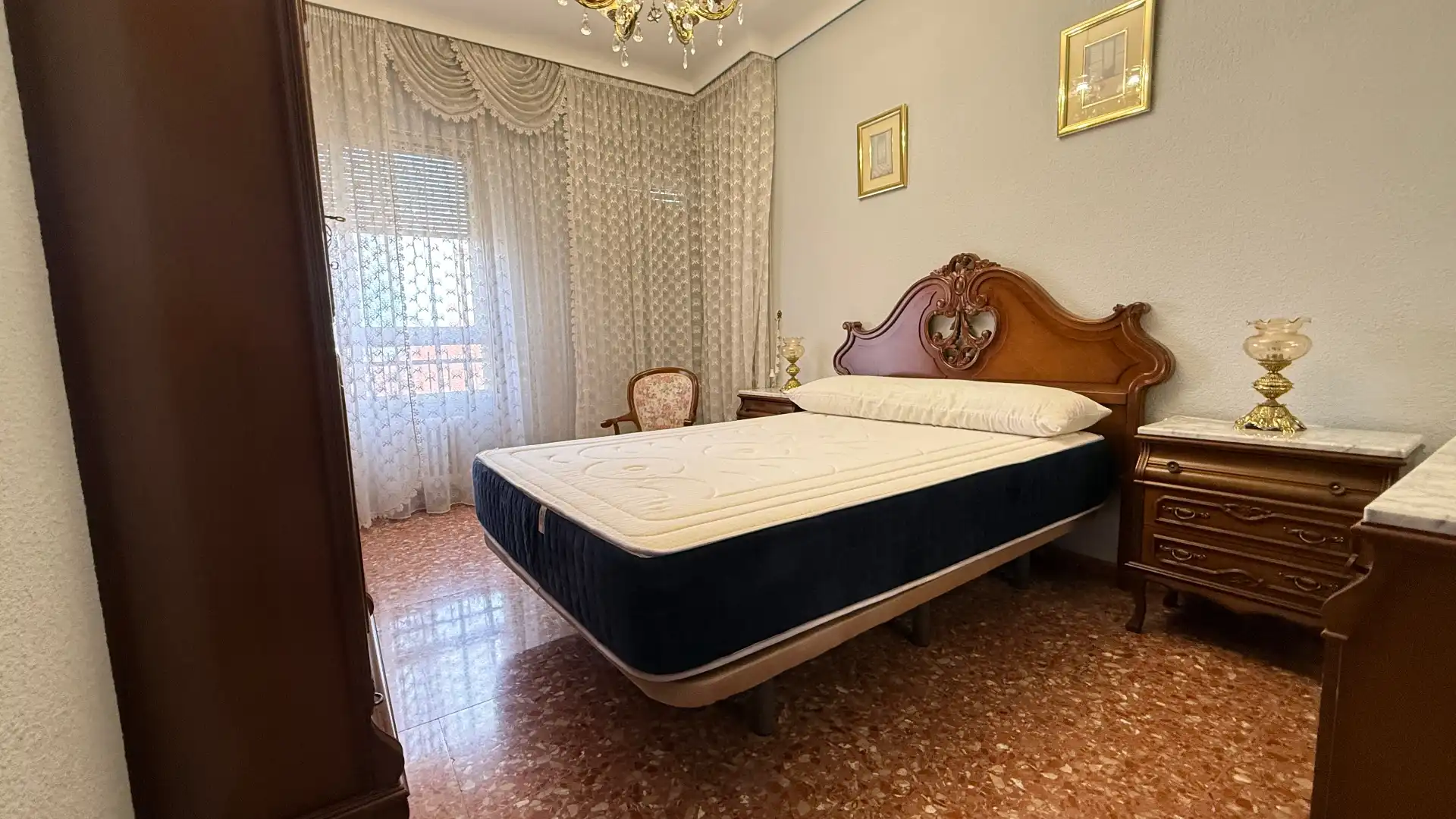 Habitación de Piso de alquiler en Albacete con Calefacción, Terraza y Amueblado