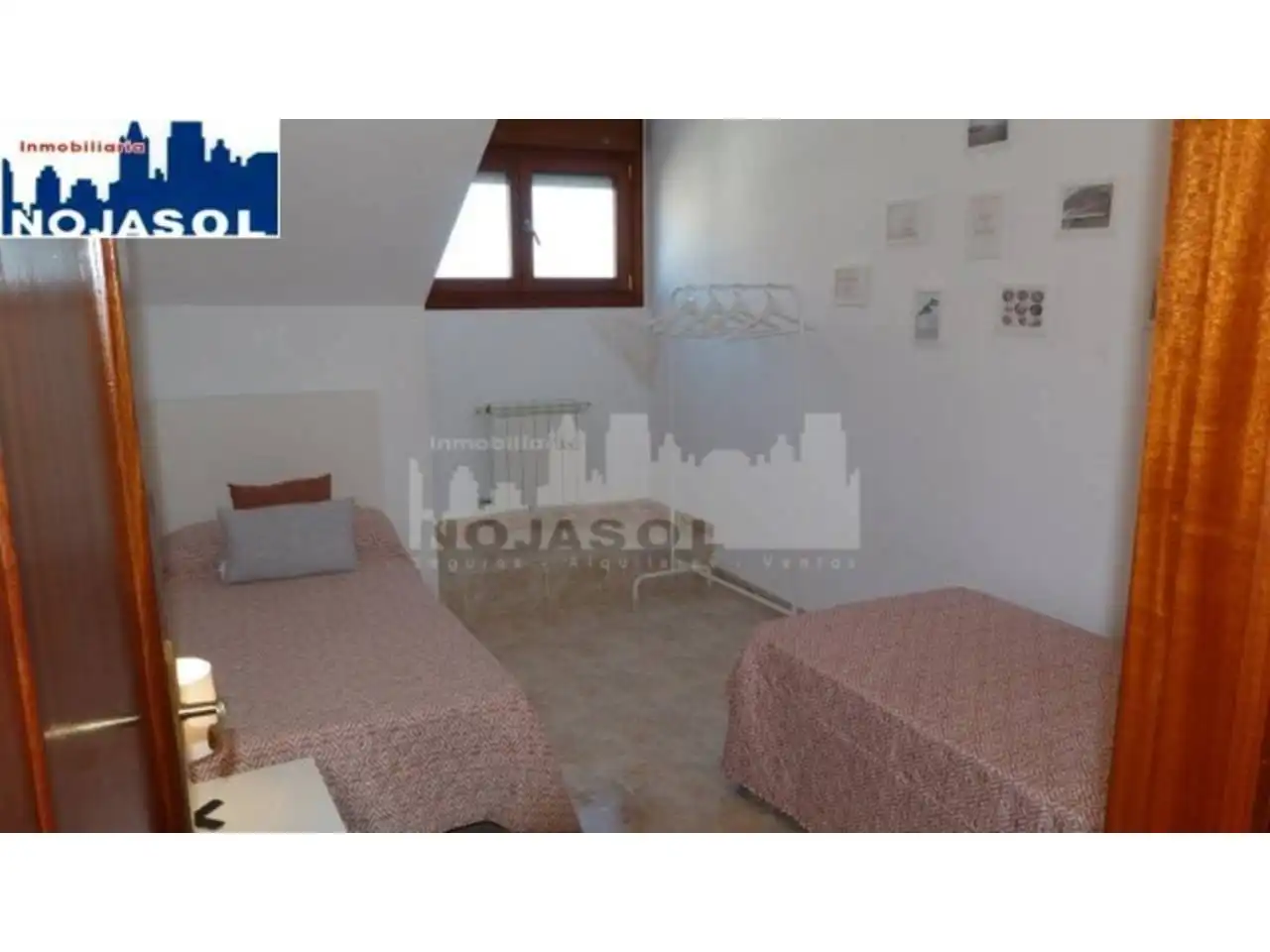 Dormitori de Àtic de lloguer en Noja amb Calefacció, Terrassa i Moblat