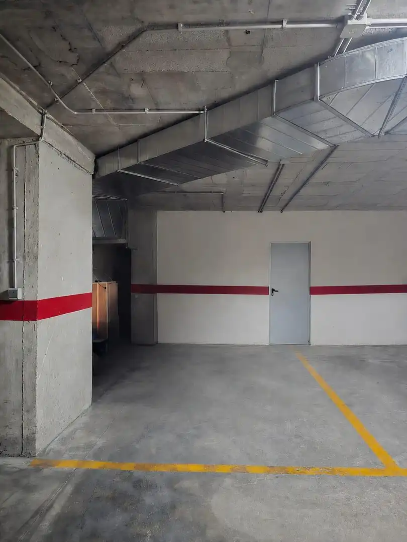 Parkplatz von Wohnung zum Verkauf in Murcia mit Klimaanlage und Balkon