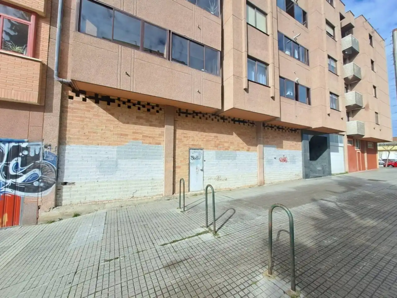 Local comercial en venta en Calle Frontón