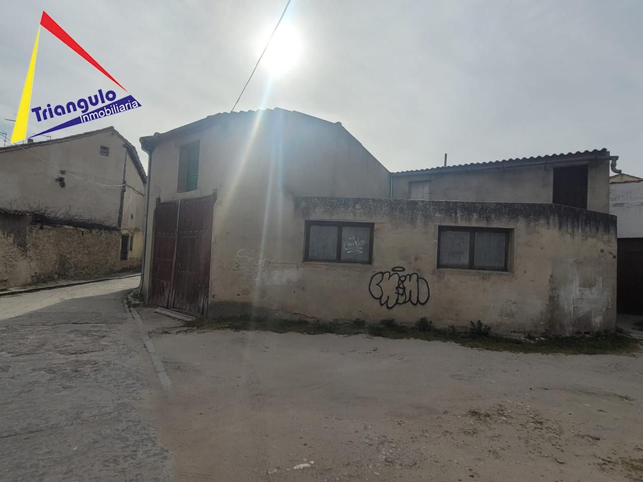 Exterior view of House or chalet for sale in Aguilafuente